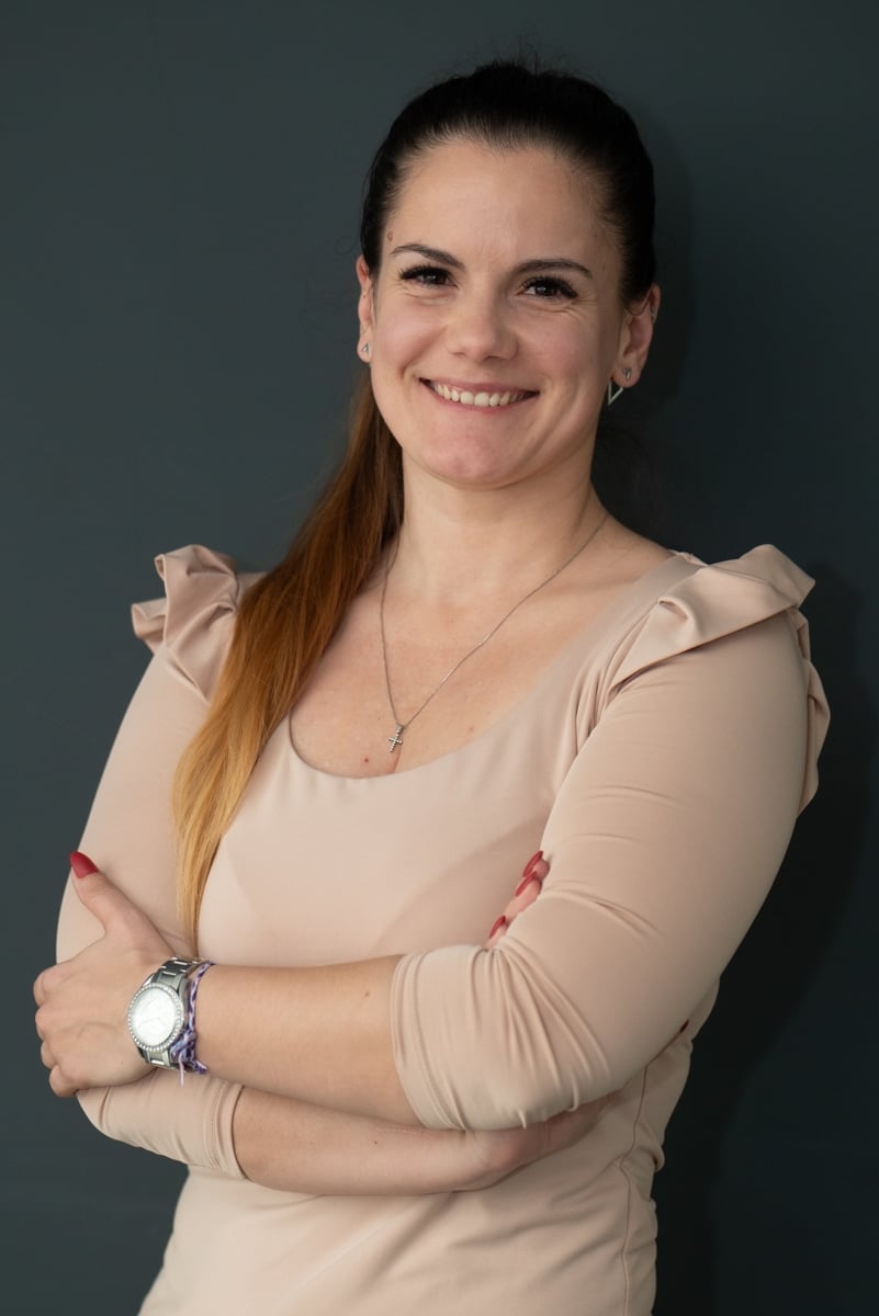 László Bernadett 